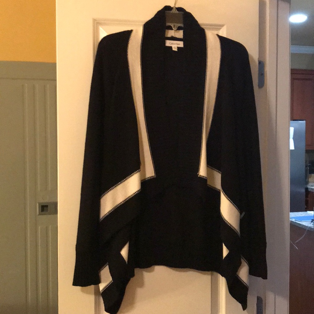 Calvin Klein flyaway sweater